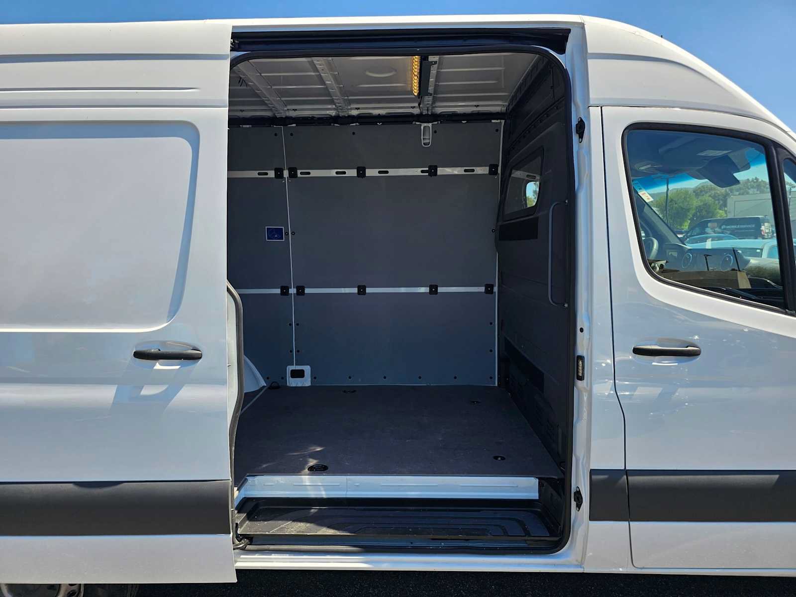 Used 2026 Mercedes-Benz Sprinter 2500 image 12