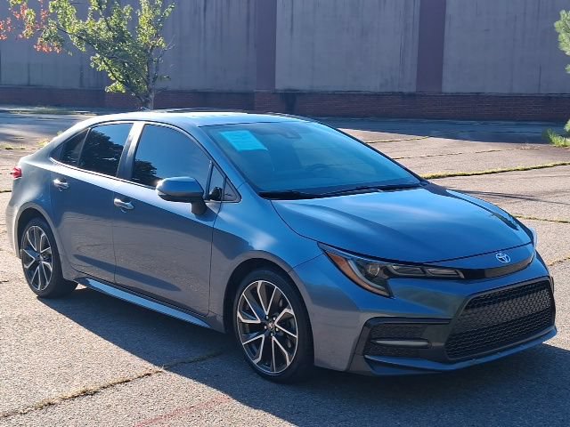 Used 2022 Toyota Corolla XSE FWD image 7