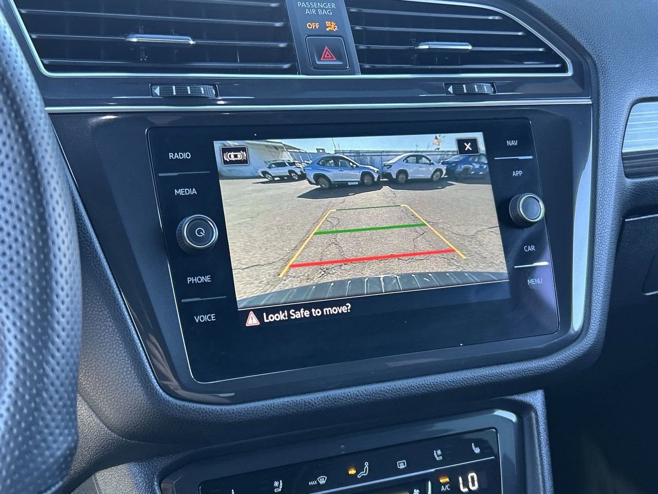 Certified 2023 Volkswagen Tiguan SEL R-Line AWD/4WD image 24