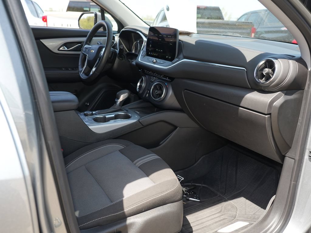 Used 2023 Chevrolet Blazer LT w/ Convenience Package AWD/4WD image 29