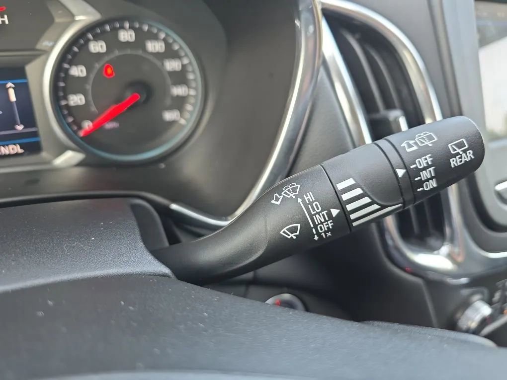 Used 2019 Chevrolet Equinox LT image 20