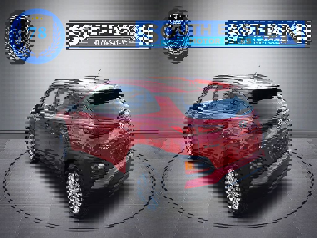 Used 2021 Hyundai Kona SEL image 5