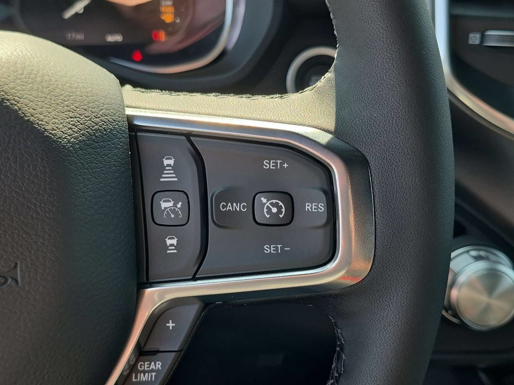 New 2027 RAM 1500 Laramie w/ Night Edition AWD/4WD image 15