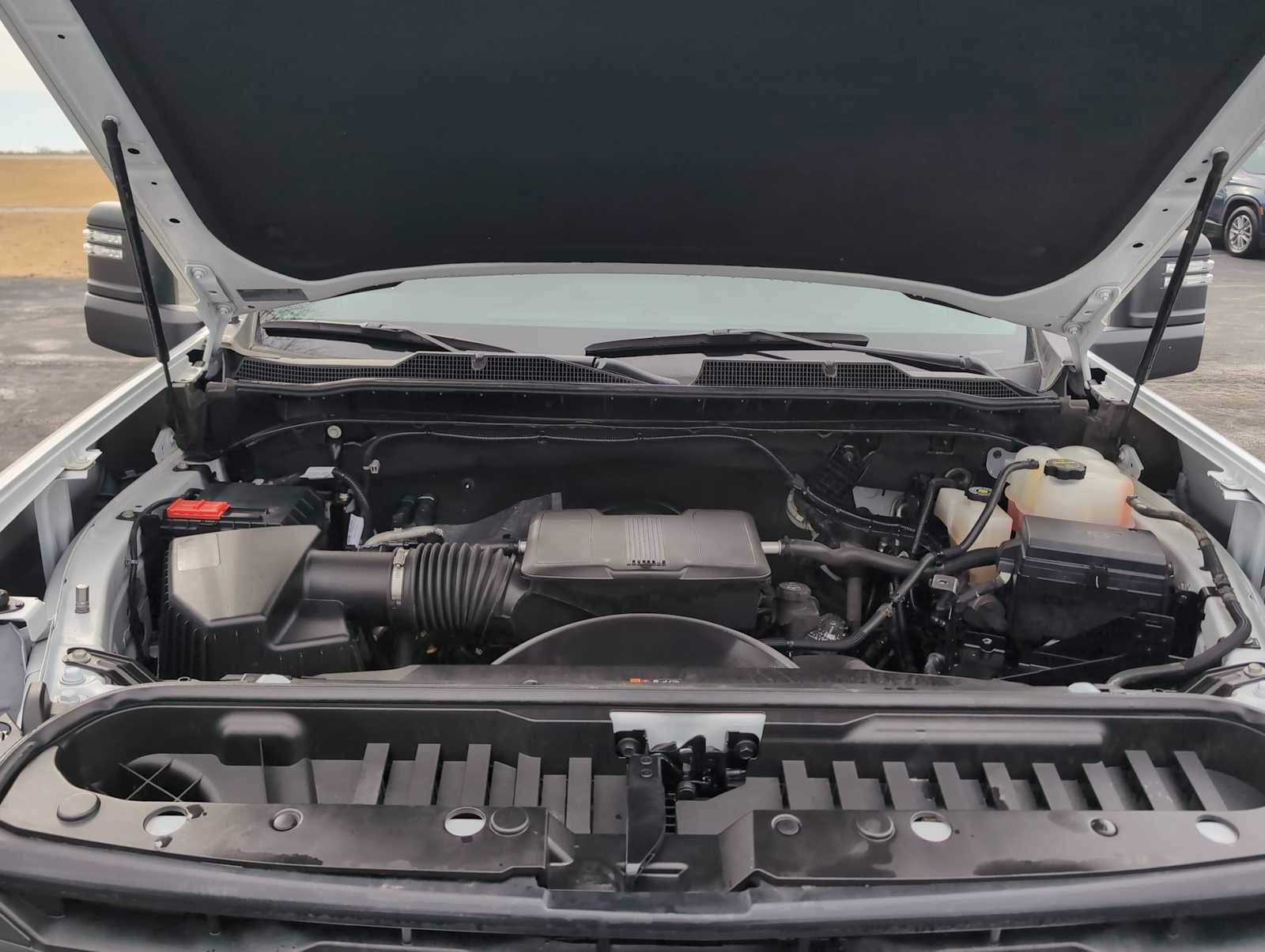 Used 2025 Chevrolet Silverado 2500 Custom w/ Custom Value Package image 28