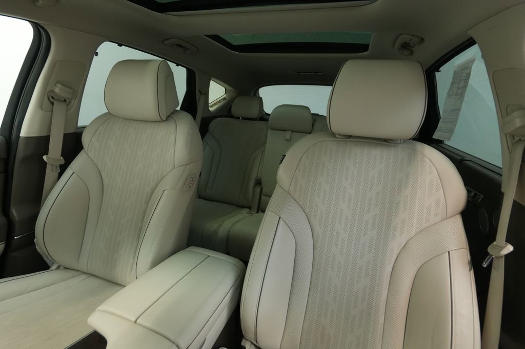 Used 2022 Genesis GV80 2.5T w/ Advanced Package 02 image 15