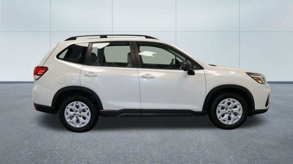 Used 2021 Subaru Forester AWD/4WD image 9