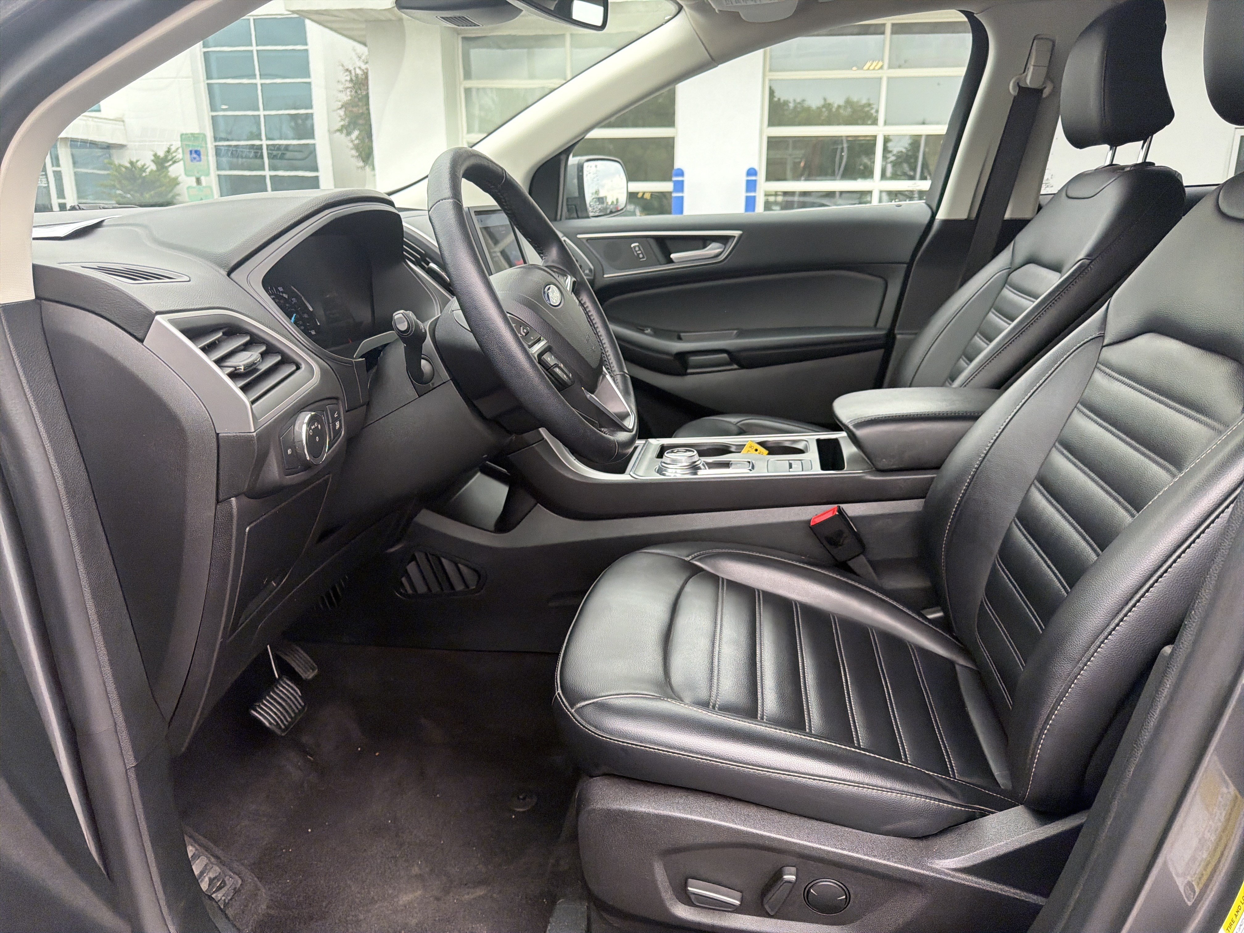 Certified 2022 Ford Edge SEL w/ Convenience Package AWD/4WD image 23
