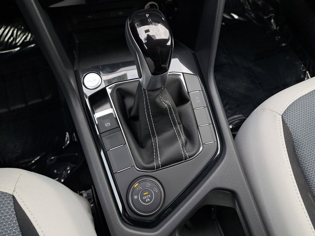 New 2025 Volkswagen Taos S image 24