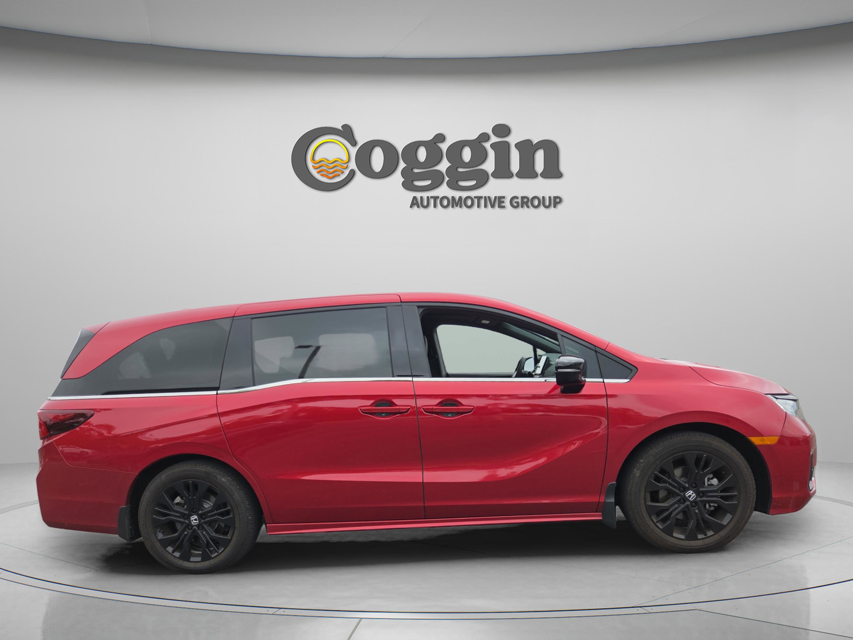 Used 2025 Honda Odyssey Sport-L image 6