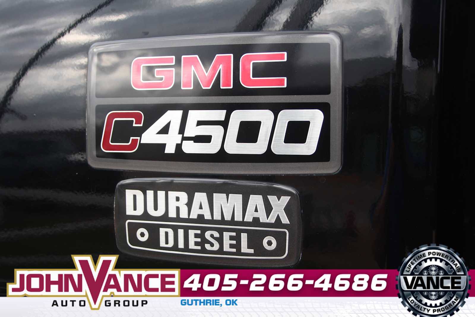 Used 2005 GMC TopKick C4500 2WD Crew Cab image 5