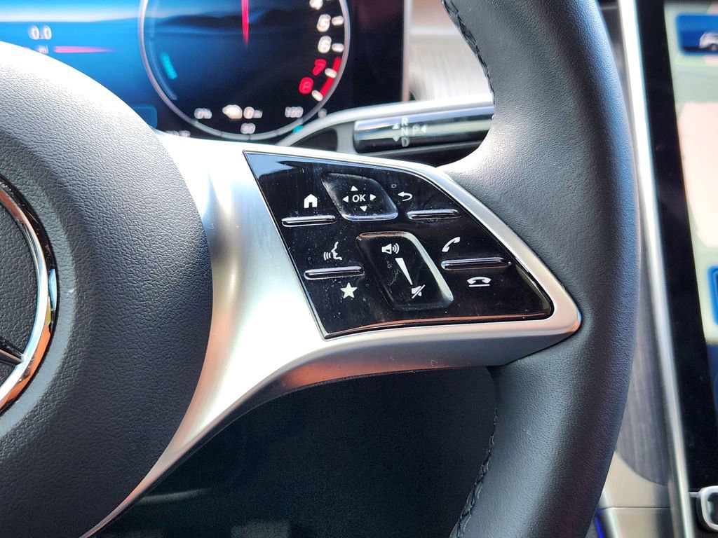 Used 2026 Mercedes-Benz GLC 350e 4MATIC image 23