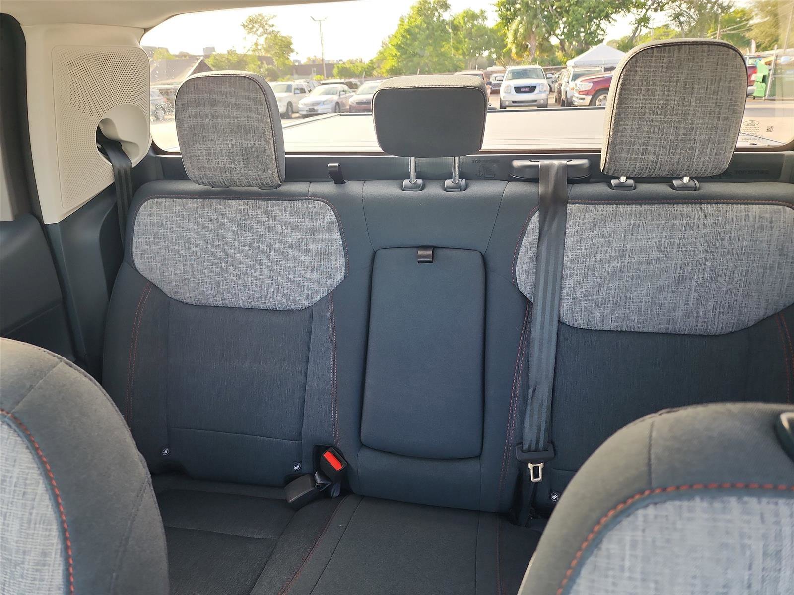 Used 2023 Ford Maverick XLT image 15