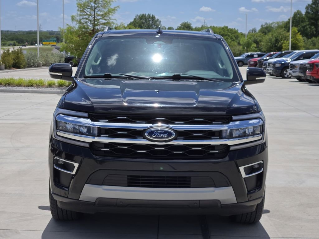 Used 2024 Ford Expedition Limited image 8