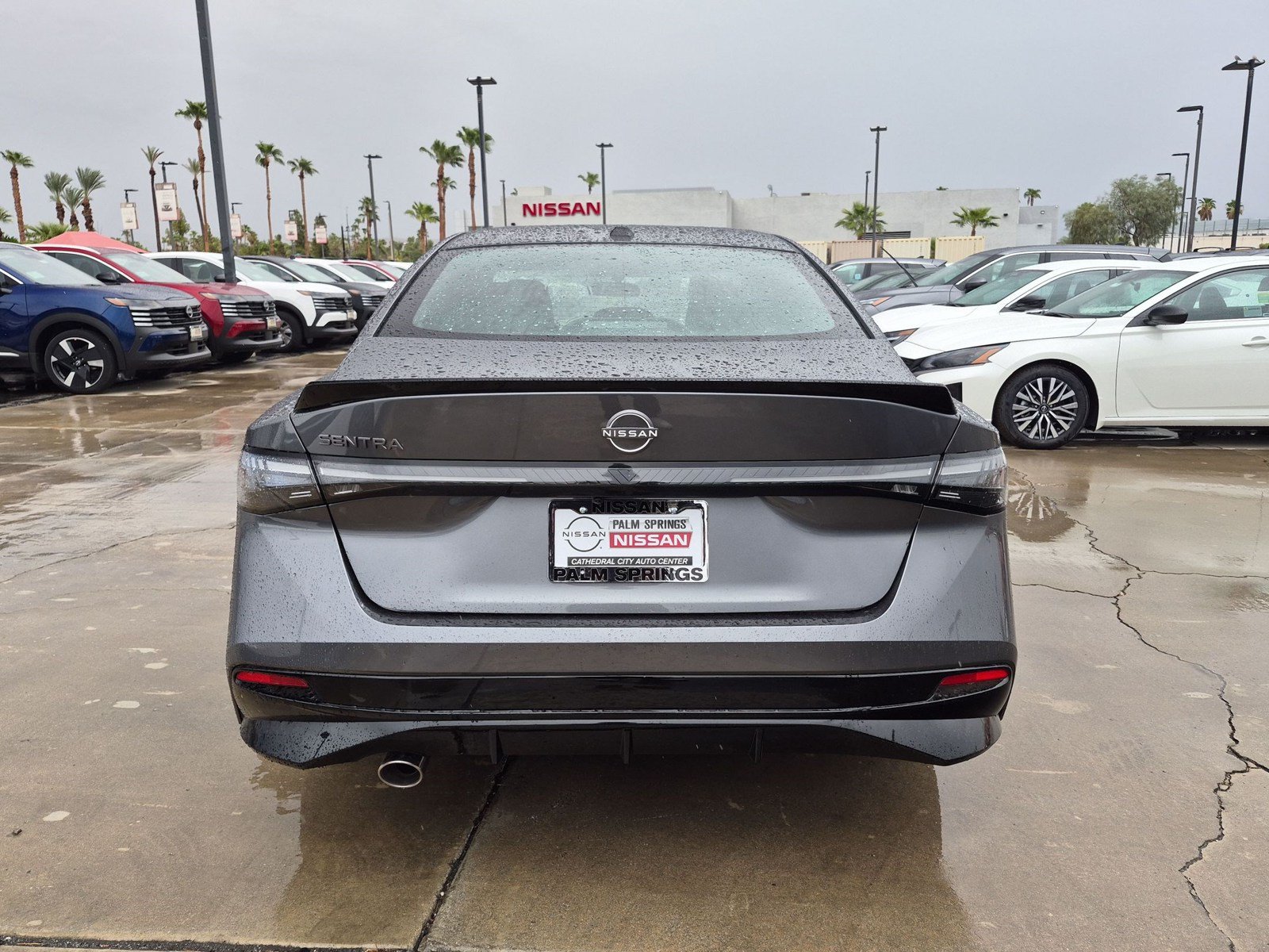 New 2027 Nissan Sentra SR w/ Floor Mat Package FWD image 4
