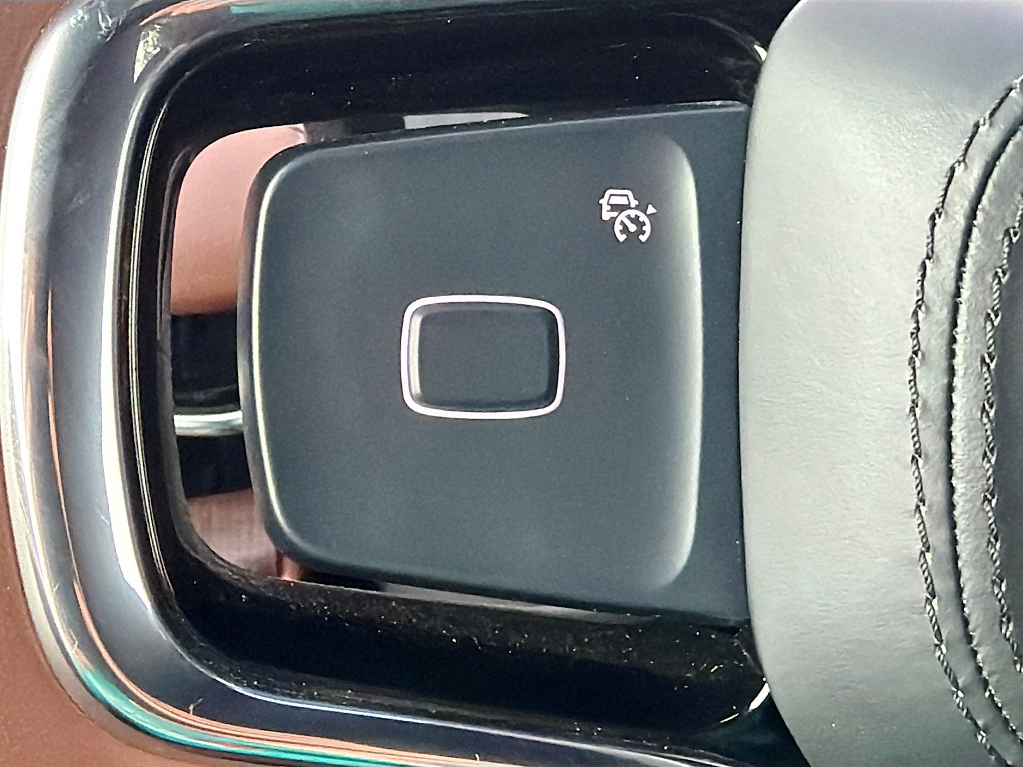 Used 2025 Lincoln Navigator L Reserve image 38