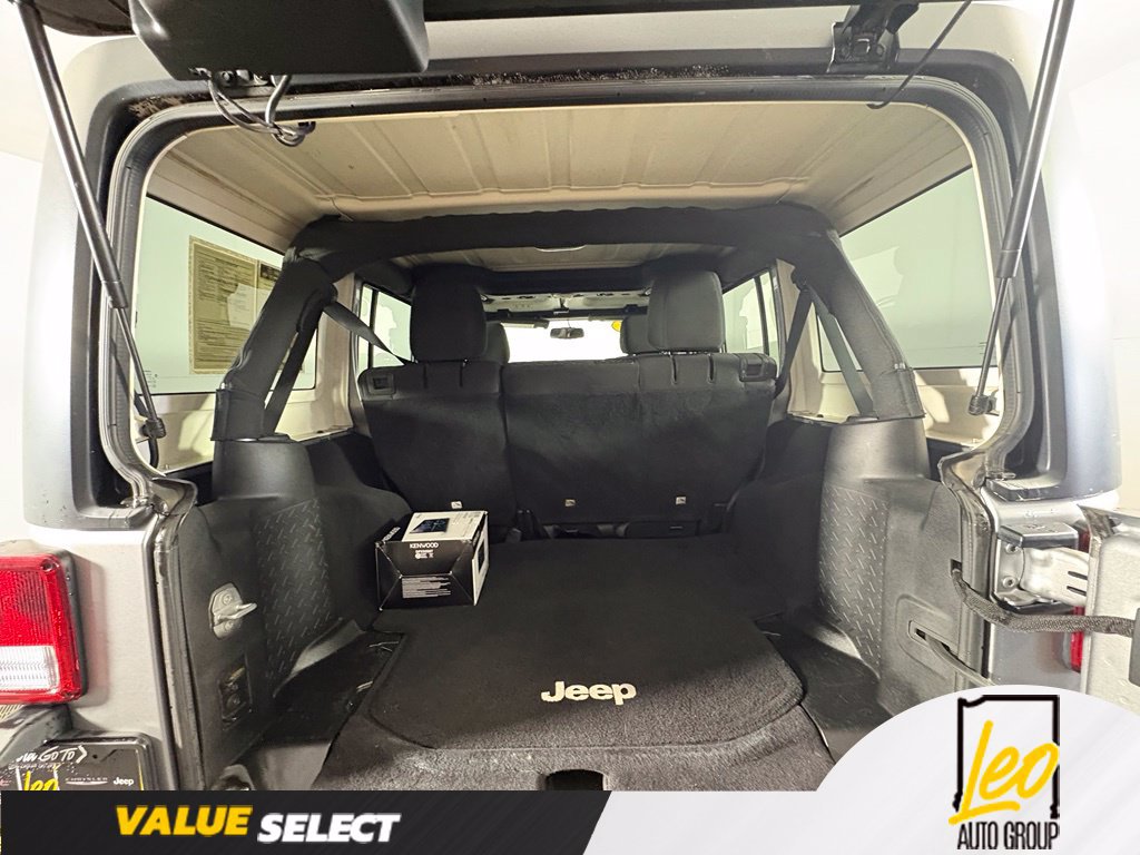 Used 2015 Jeep Wrangler Unlimited Sport w/ Quick Order Package 24S AWD/4WD image 18