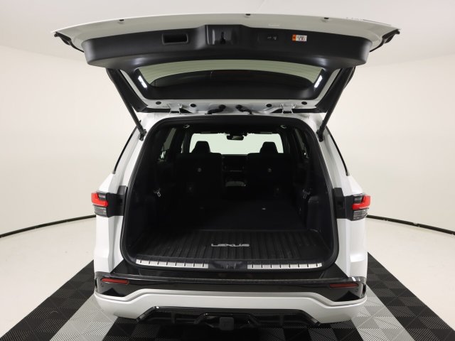 New 2026 Lexus TX 500h AWD w/ Technology Package image 25