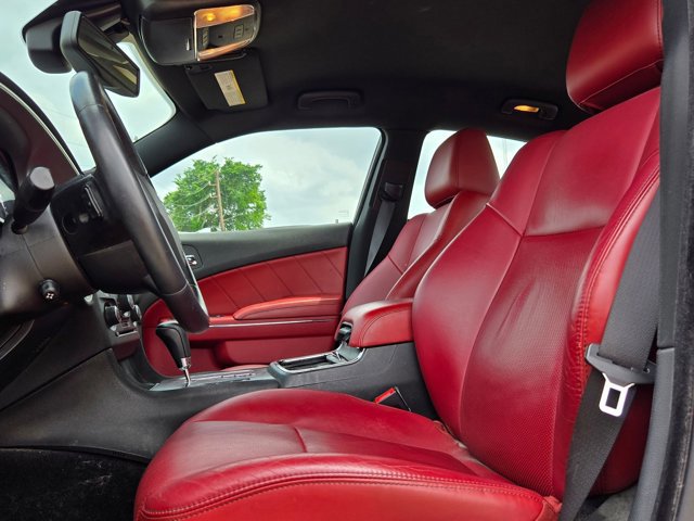 Used 2014 Dodge Charger R/T RWD image 10