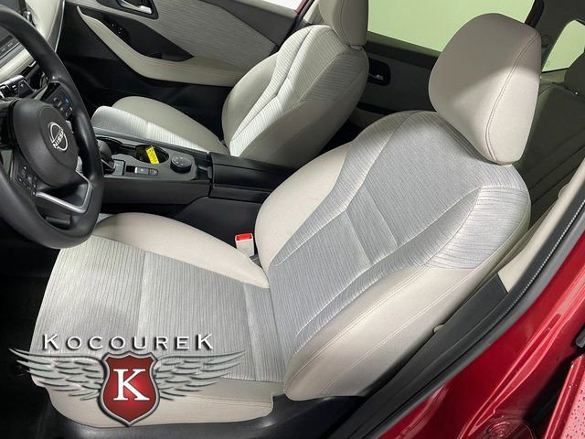 Used 2023 Nissan Rogue SV AWD/4WD image 12
