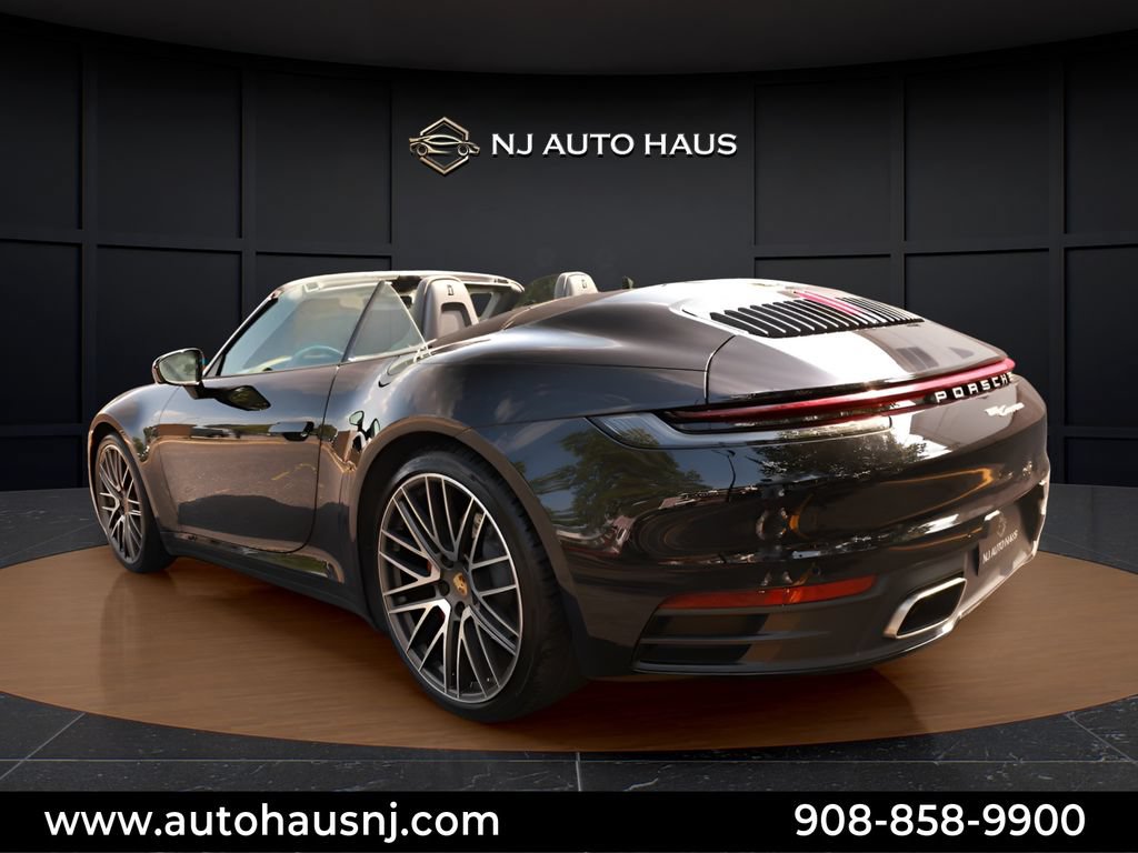 Used 2021 Porsche 911 Carrera RWD image 8