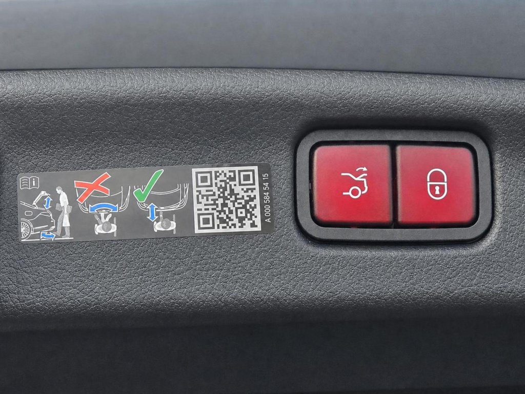 New 2026 Mercedes-Benz C 300 4MATIC Sedan image 21