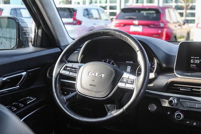 Used 2022 Kia Telluride SX w/ SX Prestige Package AWD/4WD image 19