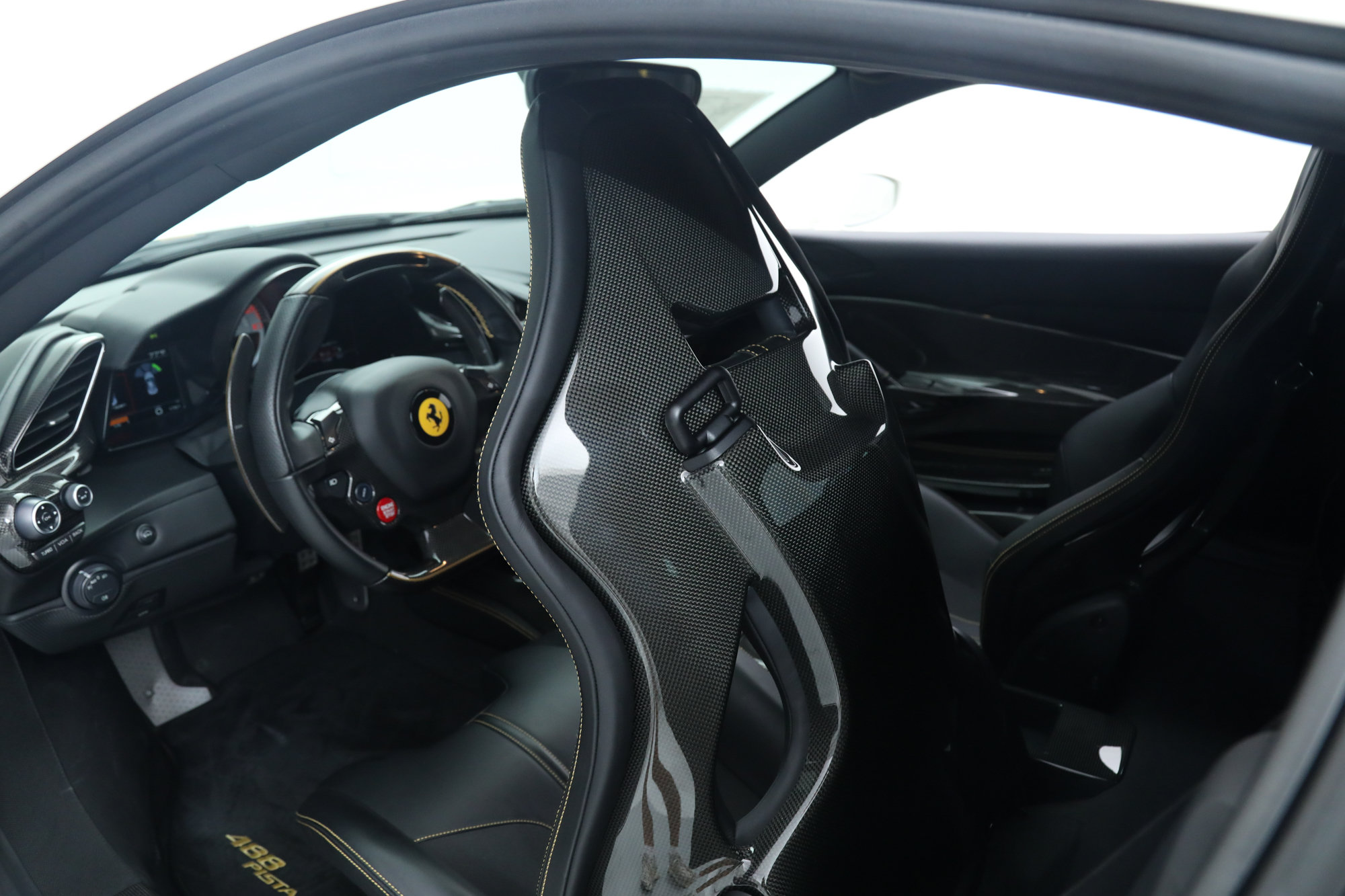 Certified 2020 Ferrari 488 Pista Coupe RWD image 27