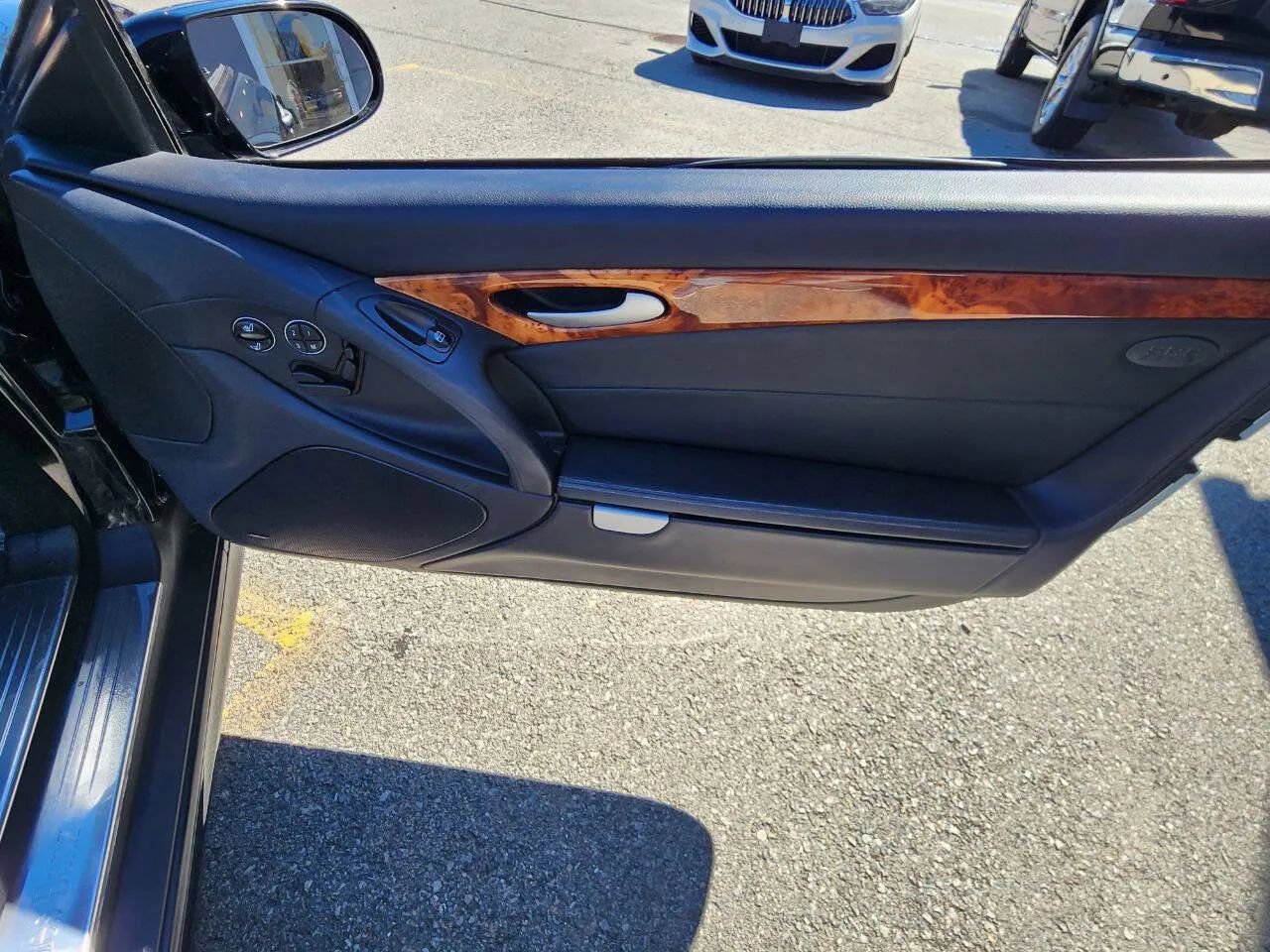 Used 2007 Mercedes-Benz SL 550 image 16