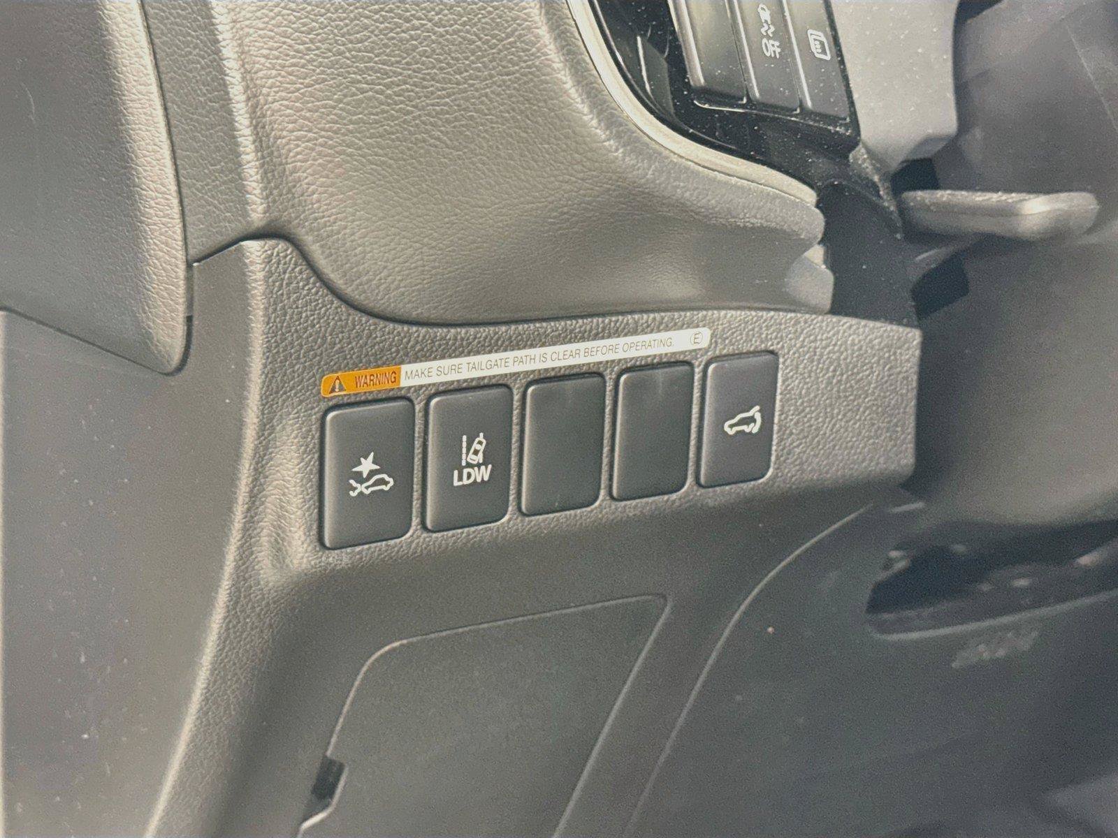 Used 2020 Mitsubishi Outlander GT AWD/4WD image 12