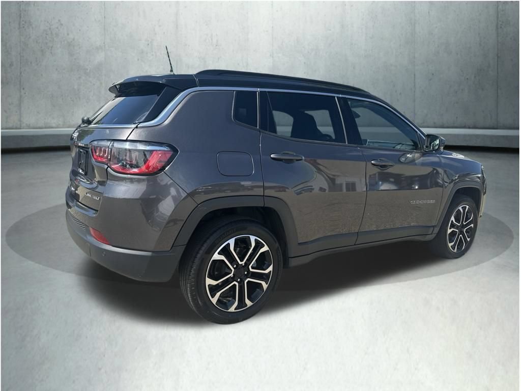 Used 2024 Jeep Compass Limited AWD/4WD image 6