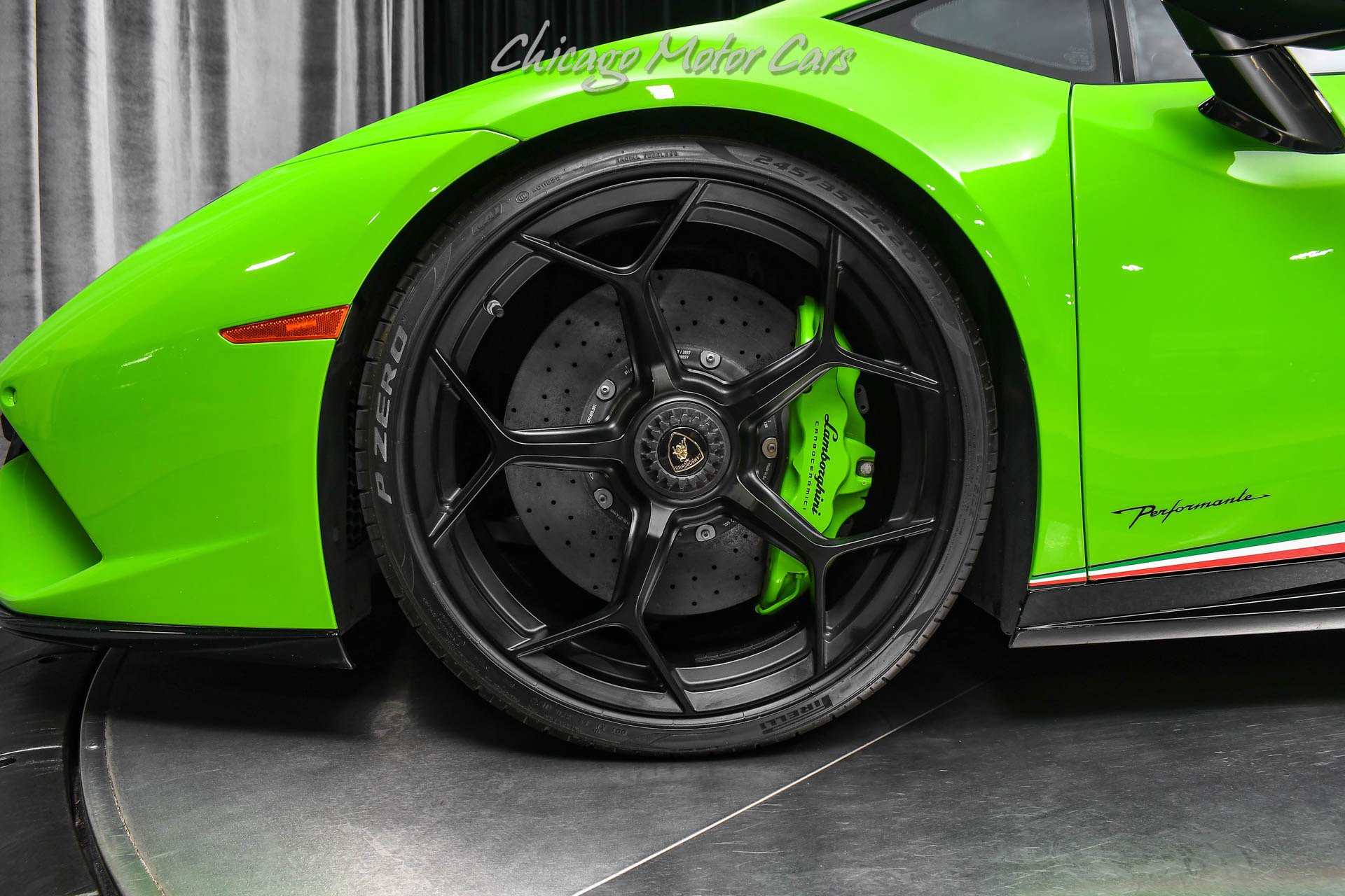 Used 2018 Lamborghini Huracan Performante AWD/4WD image 45