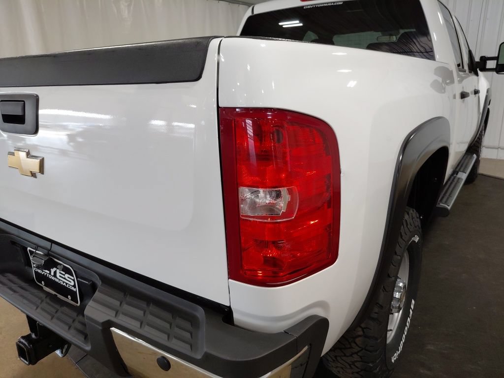 Used 2008 Chevrolet Silverado 2500 W/T AWD/4WD image 15