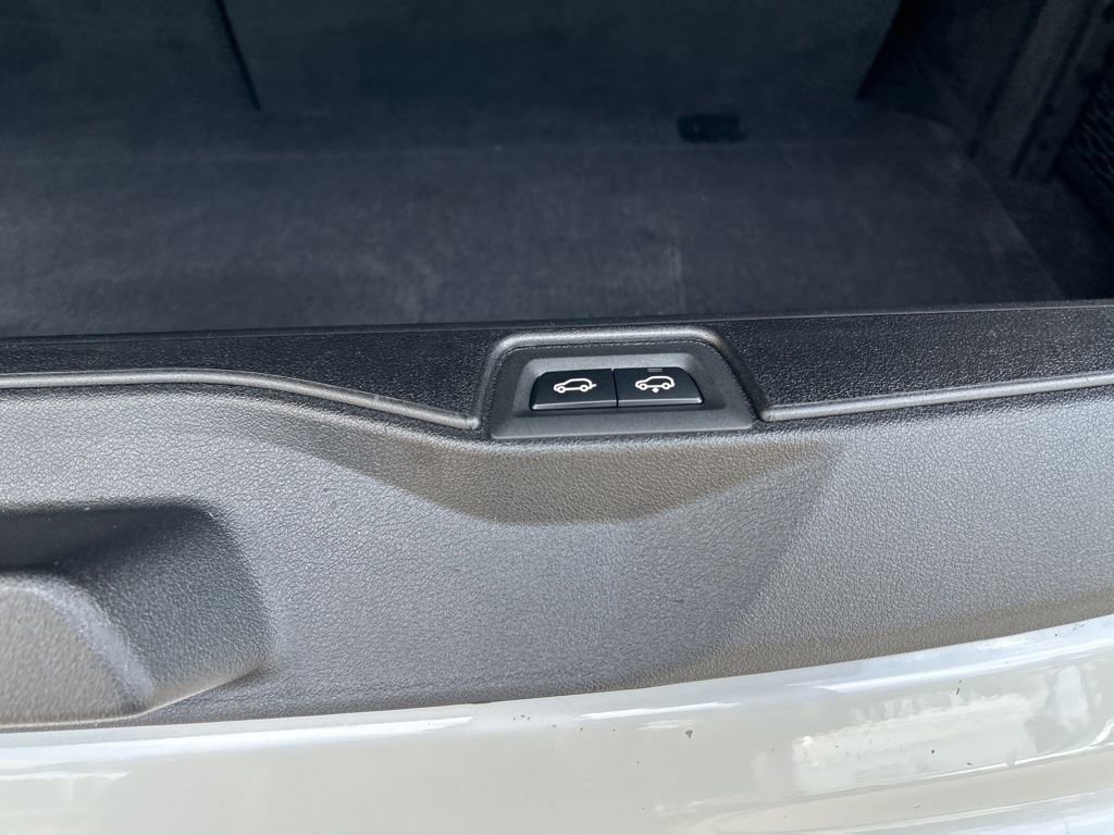 Used 2024 BMW X7 xDrive40i w/ M Sport Package image 52