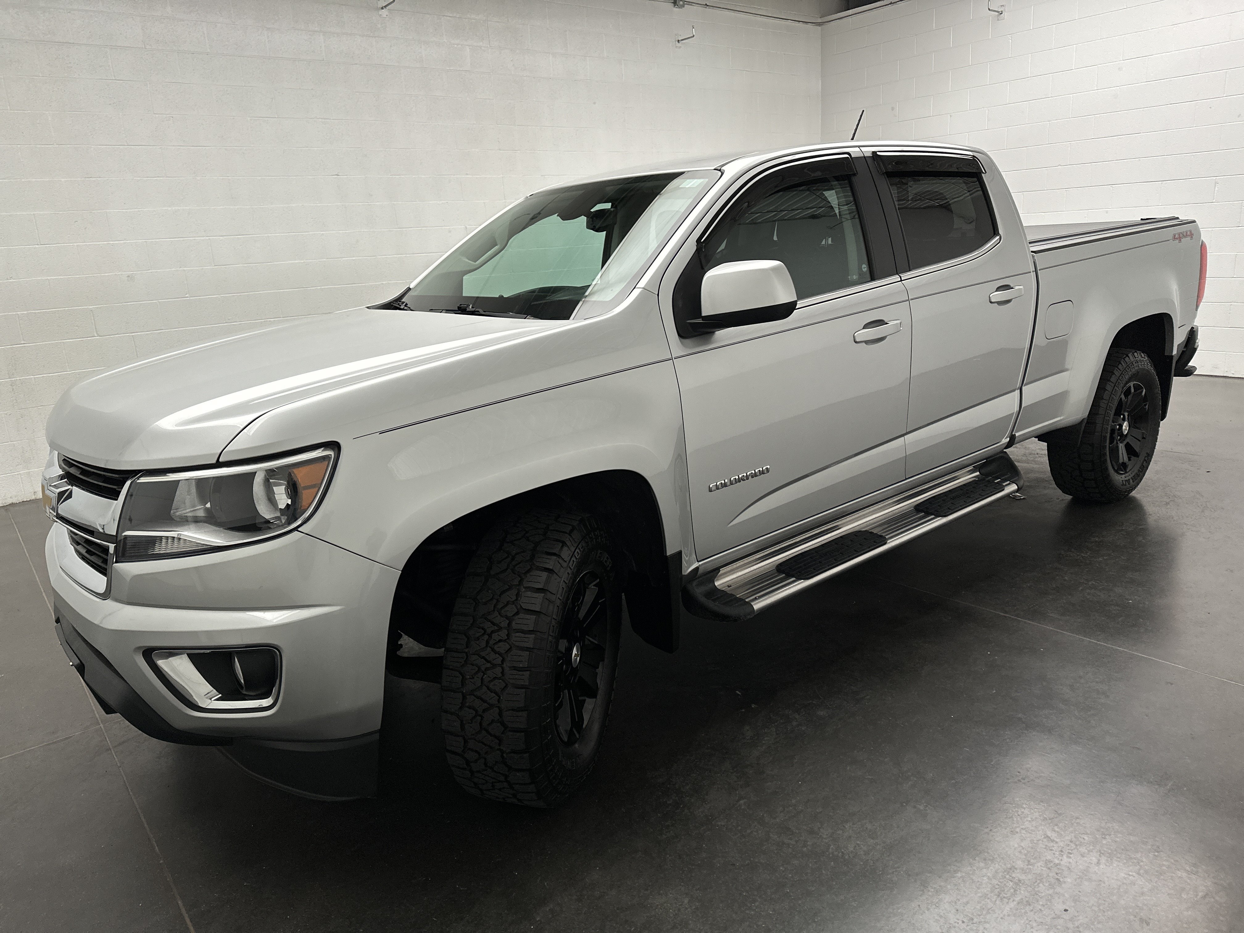 Used 2018 Chevrolet Colorado LT w/ LT Convenience Package AWD/4WD image 4