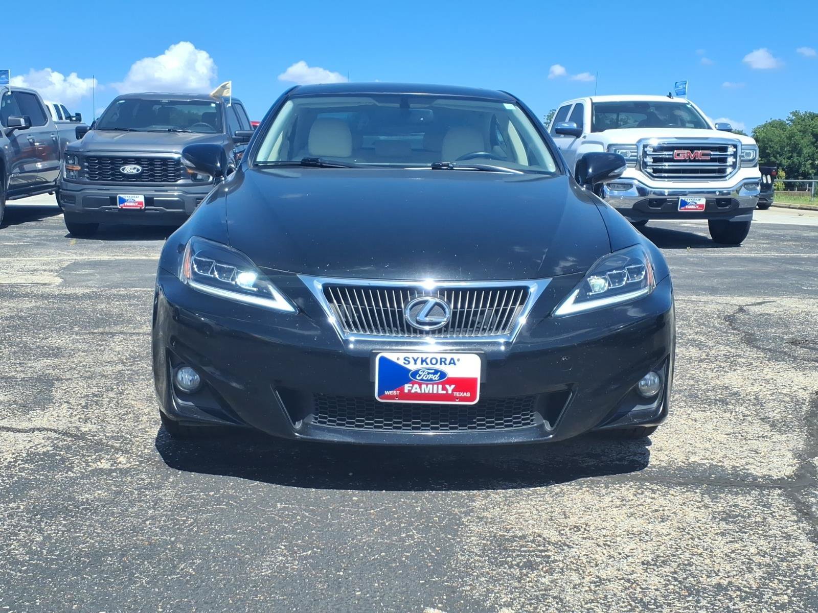 Used 2012 Lexus IS 250 w/ Premium Pkg Value Edition RWD image 2