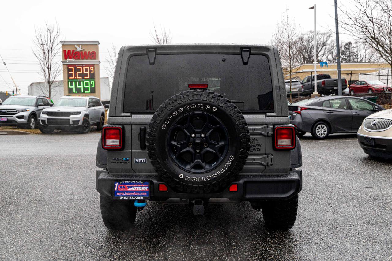 Used 2023 Jeep Wrangler Unlimited w/ Sun & Screen Package AWD/4WD image 5