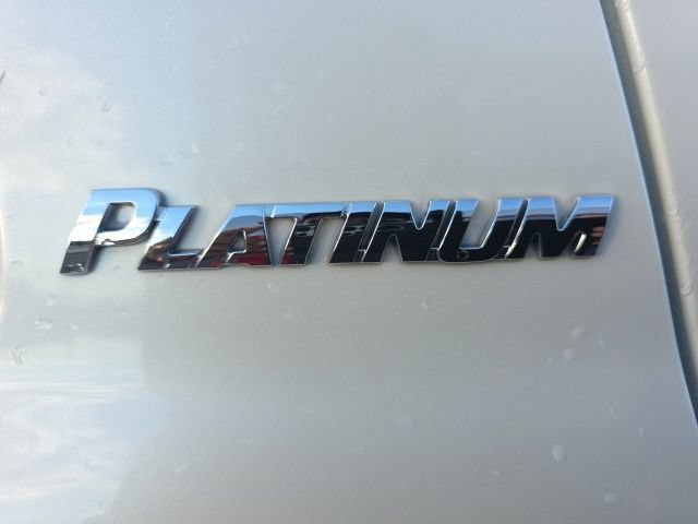 Used 2020 Toyota Sequoia Platinum AWD/4WD image 9