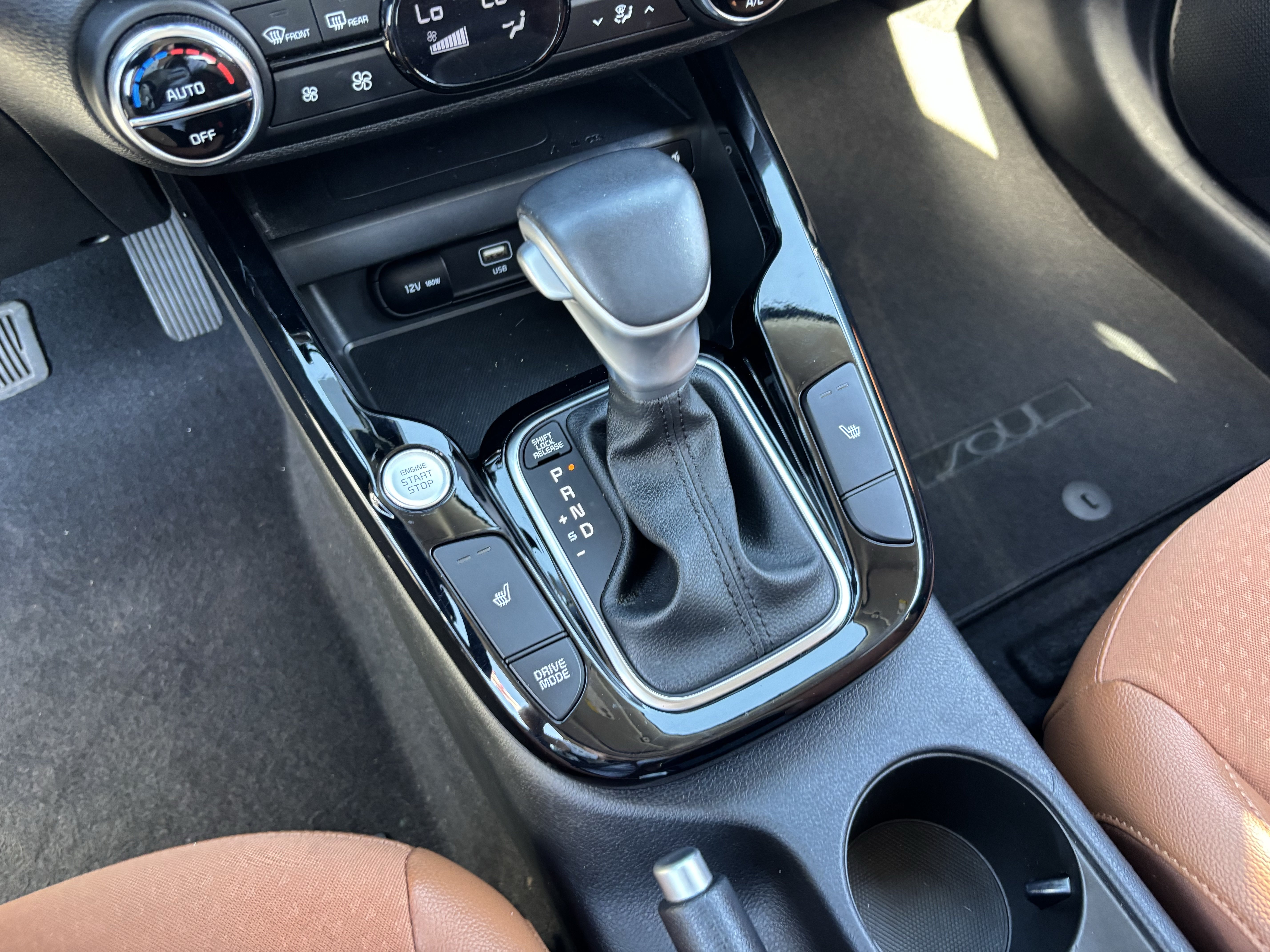 Certified 2024 Kia Soul EX w/ Option Group 015 FWD image 23