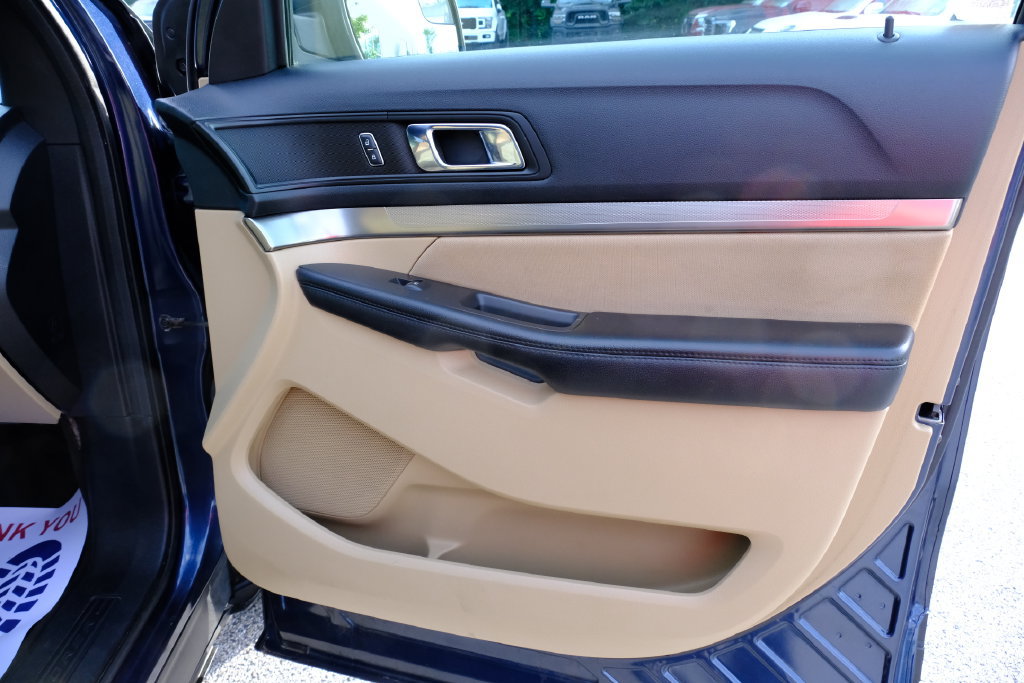Used 2016 Ford Explorer 4WD image 25