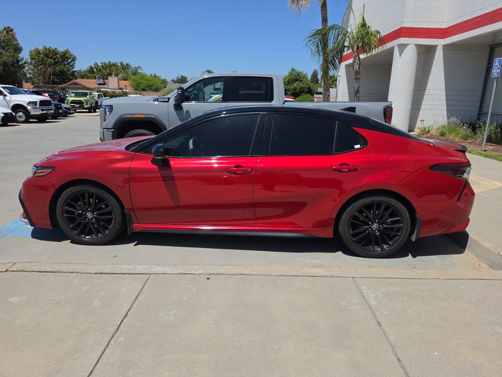 Used 2024 Toyota Camry XSE w/ Navigation Package FWD image 3