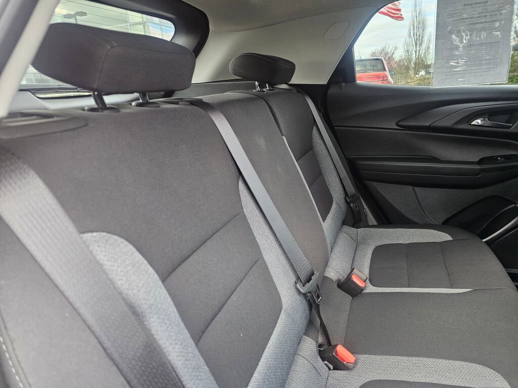 Used 2023 Chevrolet TrailBlazer LT image 16