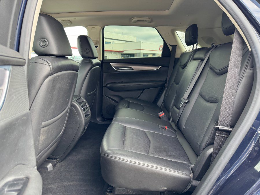Used 2017 Cadillac XT5 Luxury FWD image 16