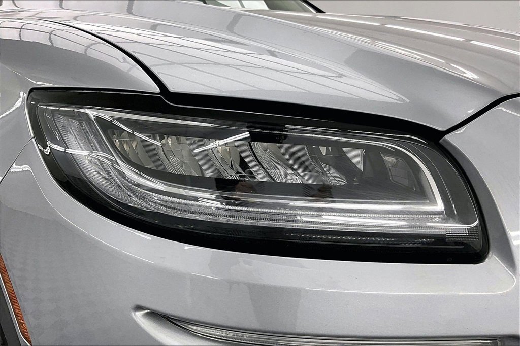 Used 2021 Lincoln Nautilus Reserve w/ Cargo Utility Package image 29