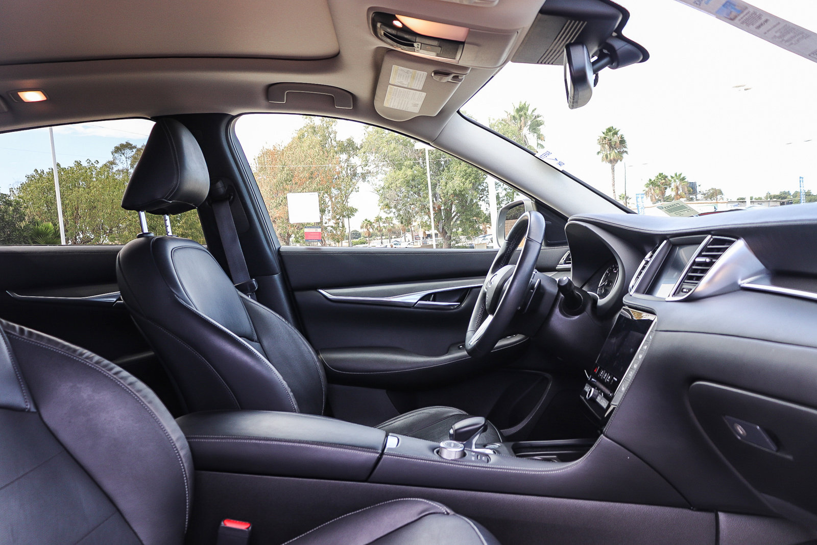 Used 2022 INFINITI QX50 Luxe image 19