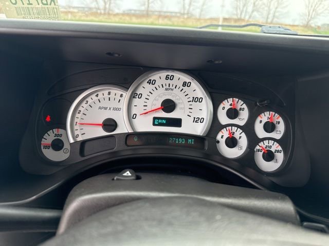 Used 2004 HUMMER H2 w/ Preferred Equipment Group image 35