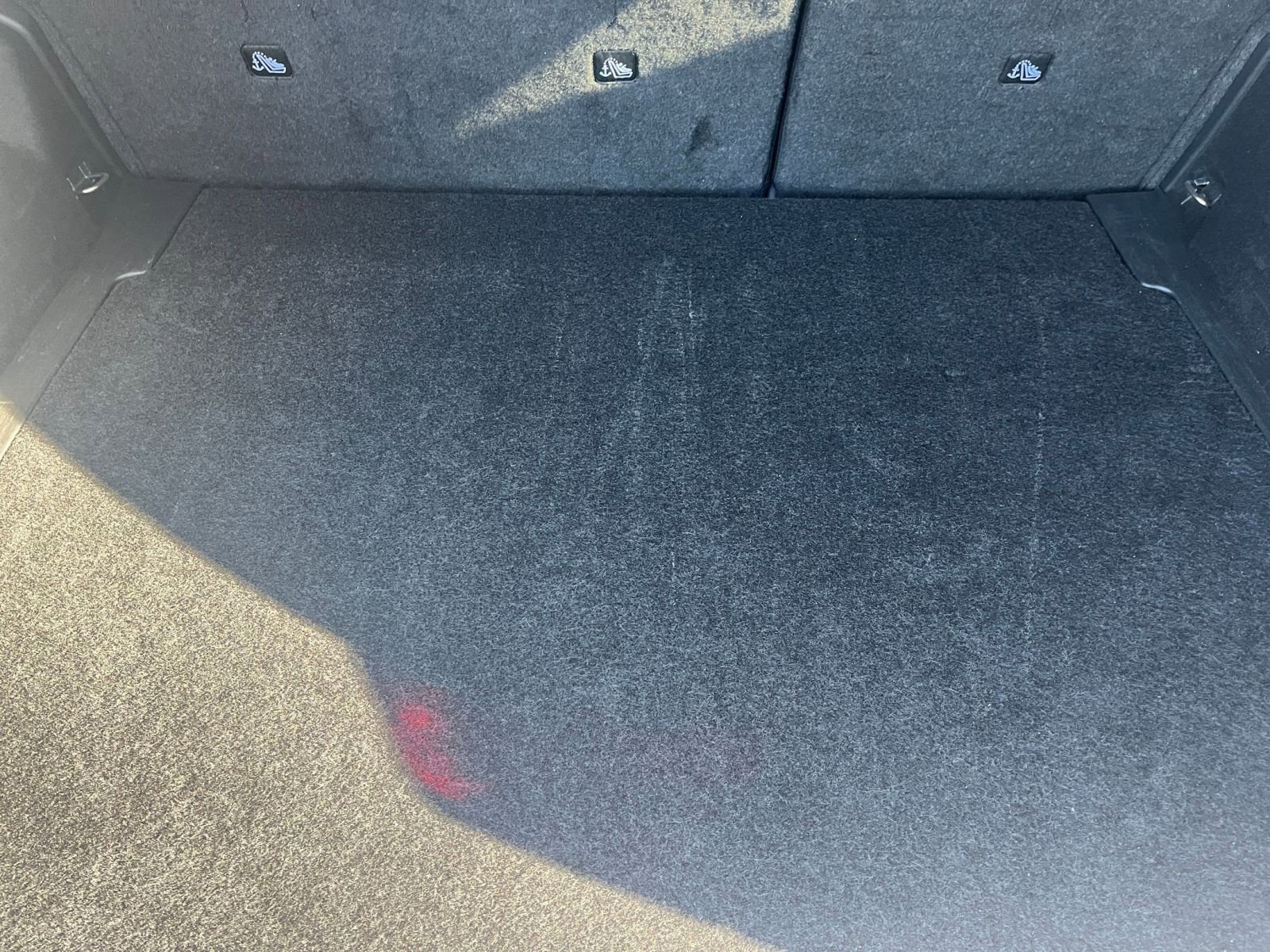 Used 2025 Nissan Rogue SV image 31