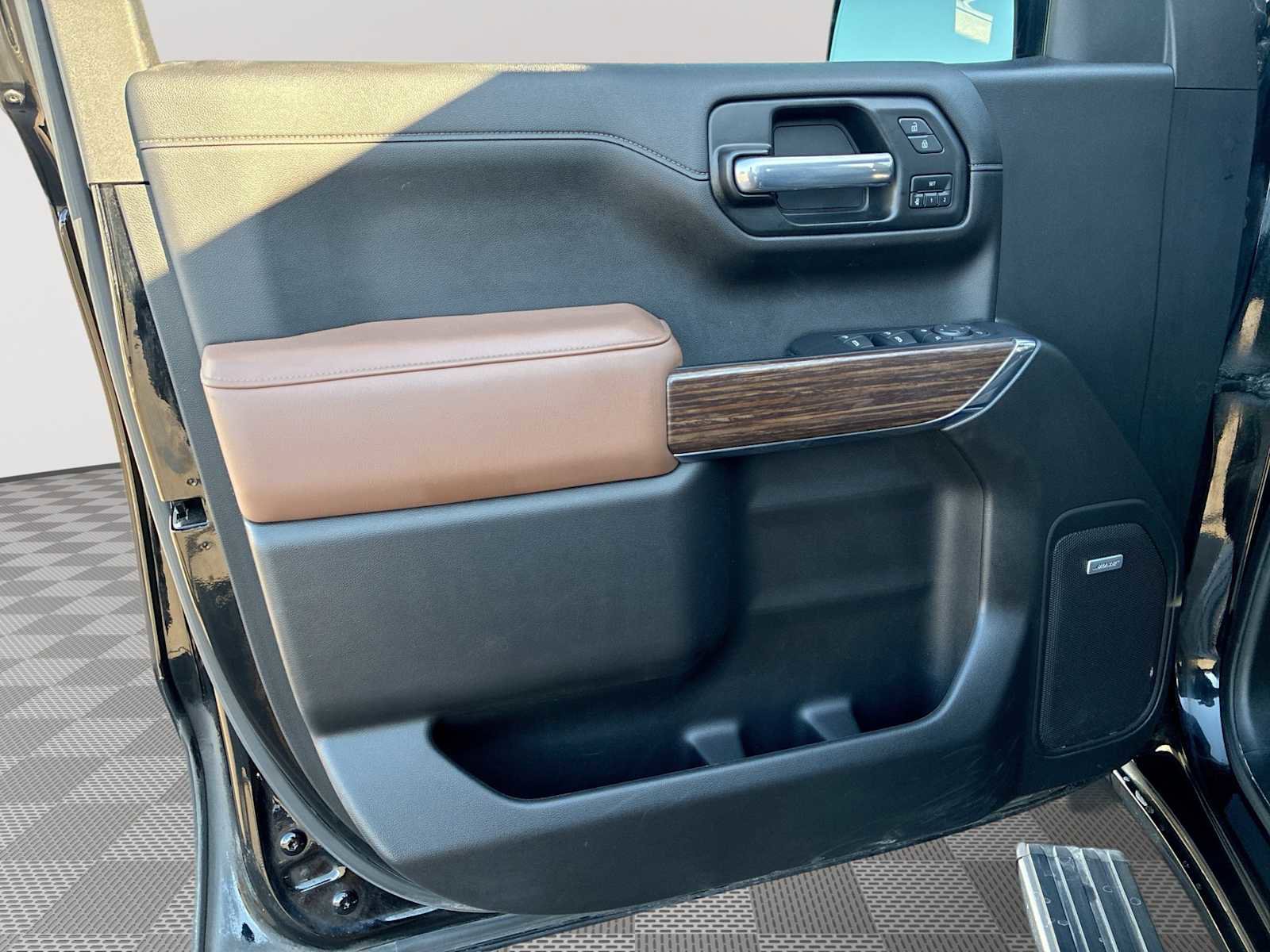 Certified 2022 Chevrolet Silverado 1500 High Country image 22