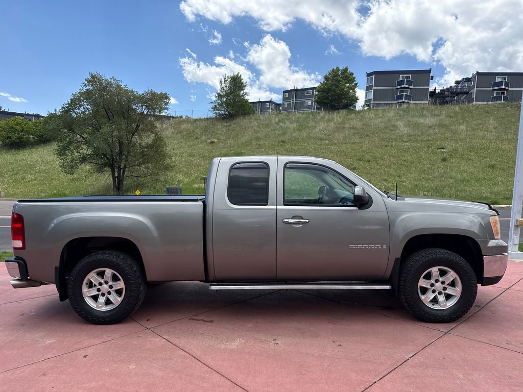 Used 2009 GMC Sierra 1500 SLT w/ Max Trailering Pack AWD/4WD image 9