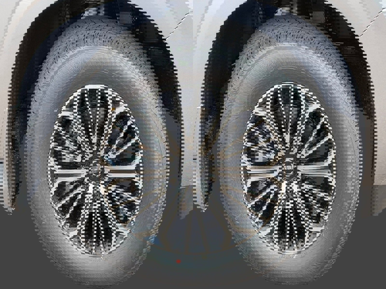 New 2026 Nissan Armada Platinum image 9