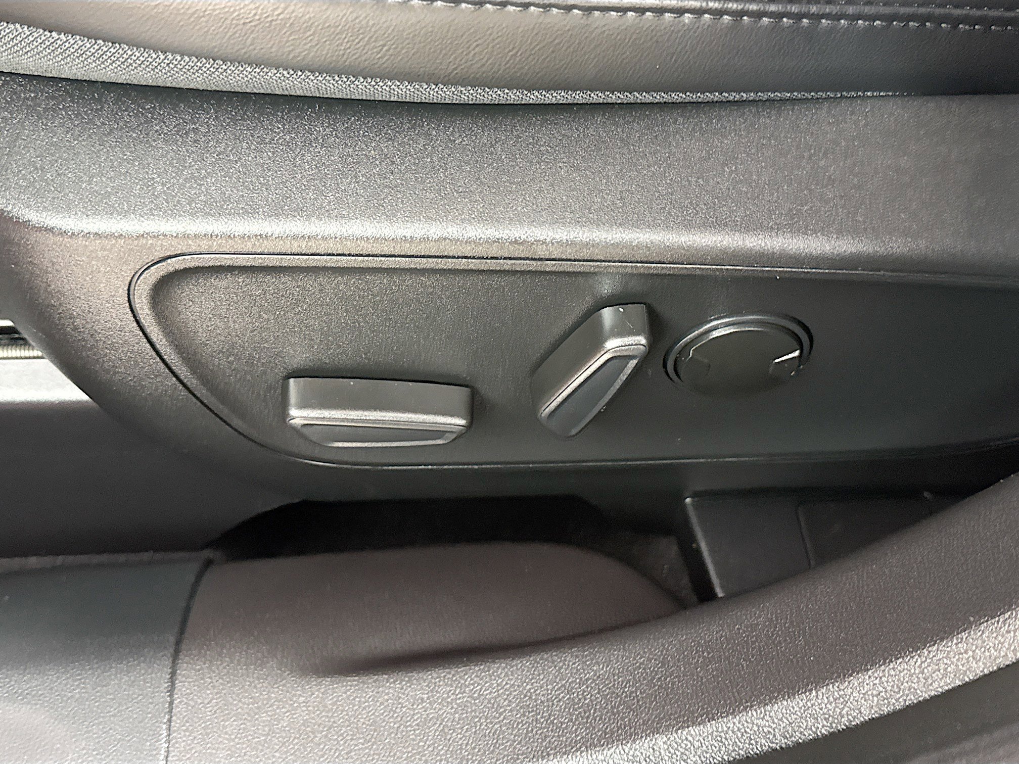 Used 2023 Ford Escape ST-Line Elite image 24